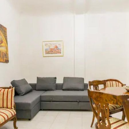Central And Spacious Apartment Firenze Bagian luar foto