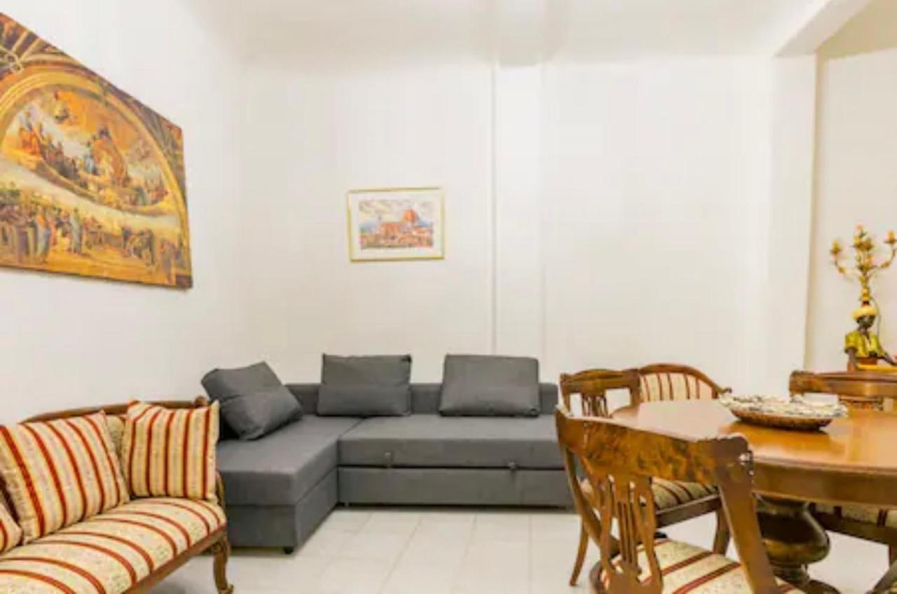 Central And Spacious Apartment Firenze Bagian luar foto